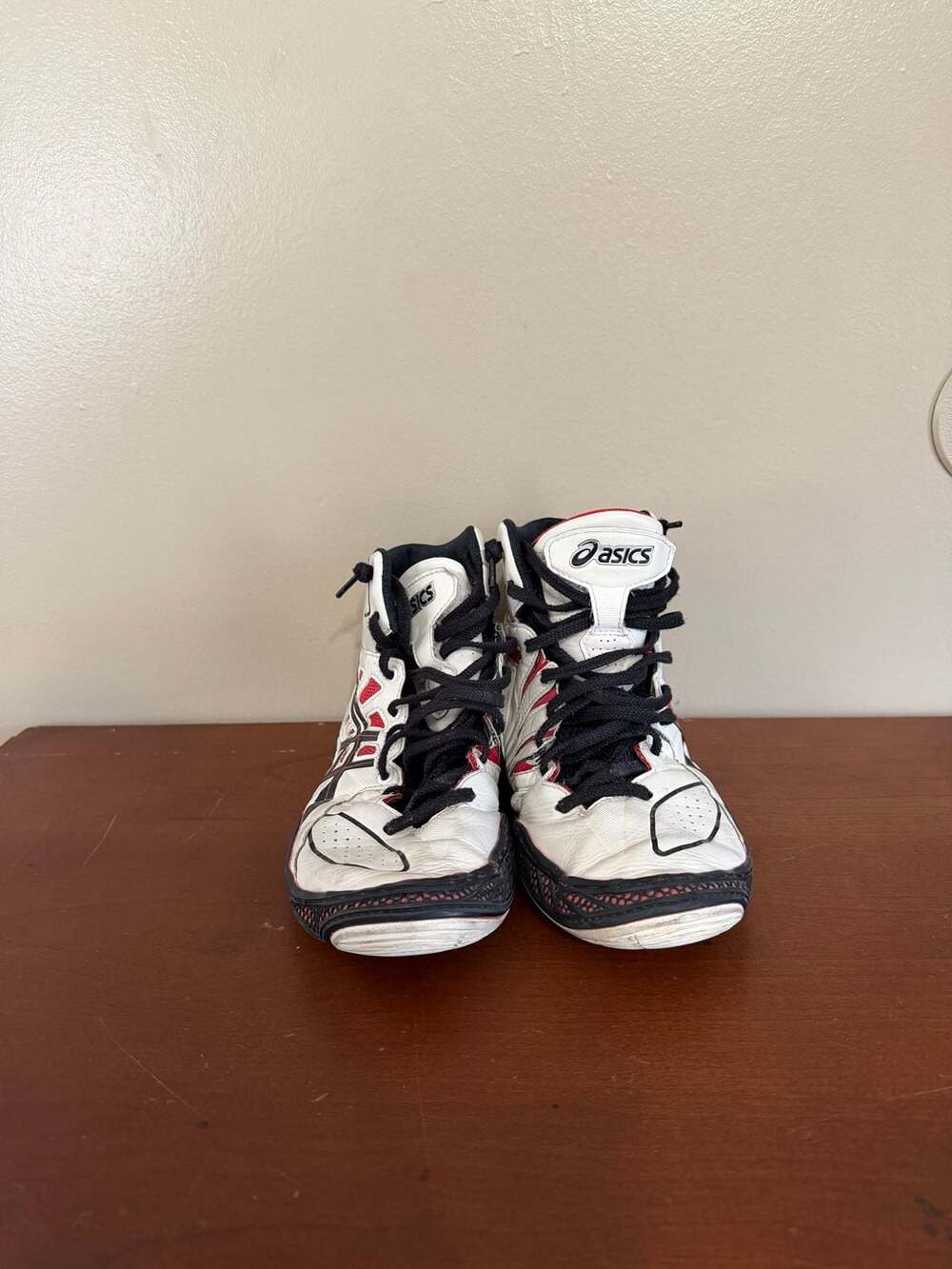 ASICS Dan Gable Ultimate 3 Size 7.5 Wrestling Shoes White Black Red